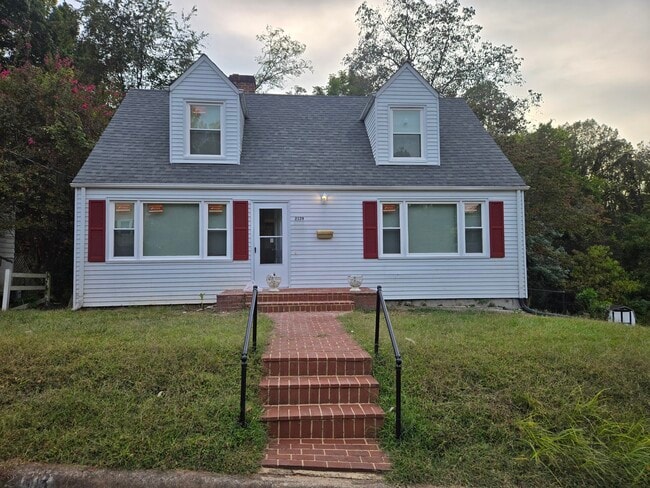 property at 2139 Baxter St