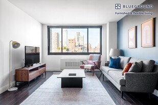 200 E 82nd St in New York, NY - Building Photo
