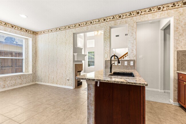 property at 7906 Glenn Cliff Dr