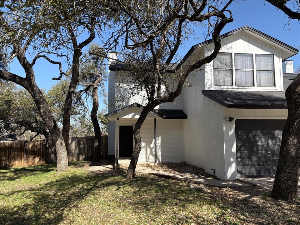 13335 Water Oak Ln in Austin, TX - Building Photo