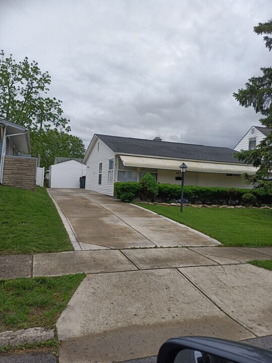 642 Augusta Ave in Columbus, OH - Building Photo