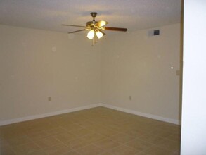 7204 Glenmoor Dr in West Palm Beach, FL - Building Photo - Building Photo