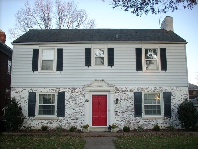 property at 2219 Saratoga Dr