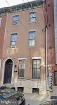 713 N 16th St in Philadelphia, PA - Building Photo