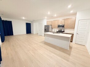 890 Norfolk Ln in Greenwood, IN - Building Photo - Building Photo