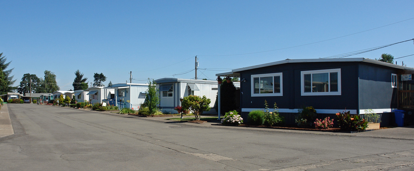 501 Division Ave in Eugene, OR - Foto de edificio