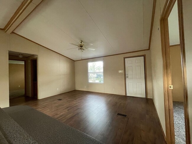 3602 Wellington Ln in Louisville, TN - Building Photo - Building Photo