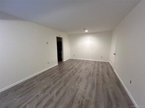 37 El Camino Ct in Coram, NY - Building Photo - Building Photo