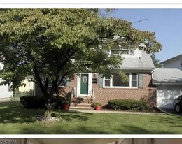 300 Concord Ave in Union, NJ - Building Photo