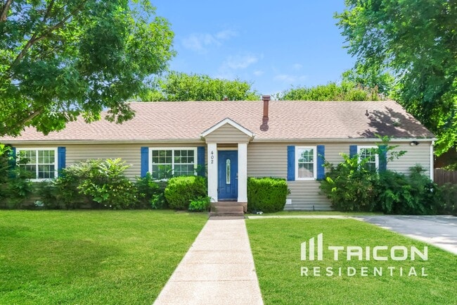 property at 402 S Walker St