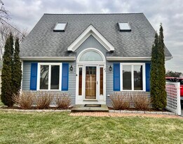 23 Linden Ln in Madison, CT - Building Photo