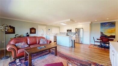 5349 Algarrobo, Unit N in Laguna Woods, CA - Foto de edificio - Building Photo