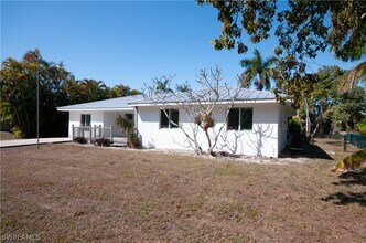 54 Liberty Ln in Naples, FL - Building Photo - Building Photo