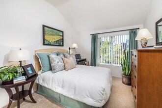 San Remo Villa Apartment Homes in Irvine, CA - Building Photo - Building Photo