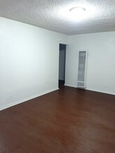 734-736 E 80th St in Los Angeles, CA - Building Photo - Building Photo