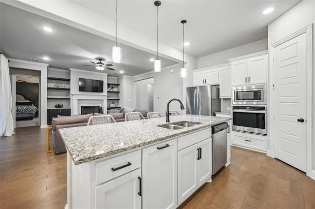 property at 1701 Thresh Ct
