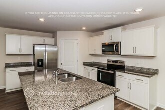 142 Scarlet Dr in Troutman, NC - Building Photo - Building Photo