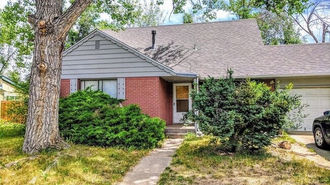 property at 4530 Martin Dr