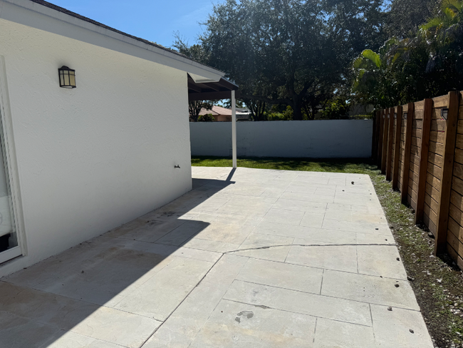 14218 SW 103rd Terrace in Miami, FL - Building Photo - Building Photo