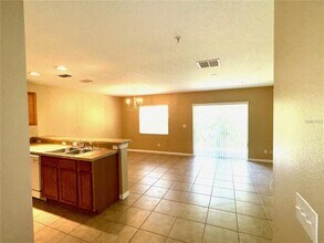 10706 Corsican St in Orlando, FL - Building Photo - Building Photo