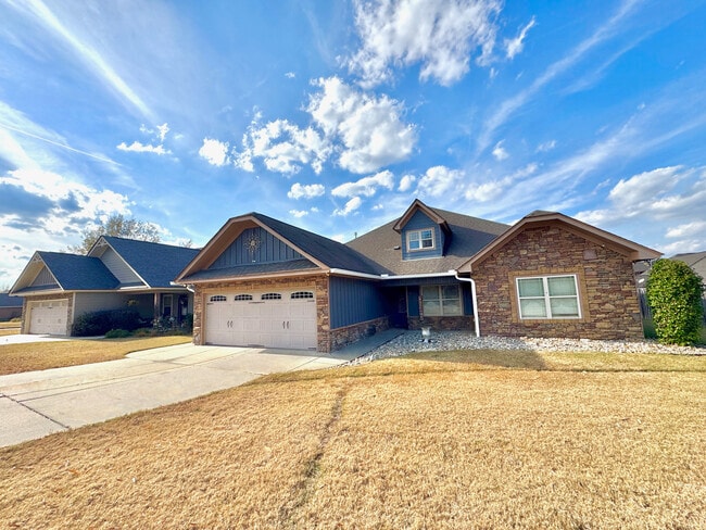 61 Boulder Dr in Pike Road, AL - Building Photo - Building Photo