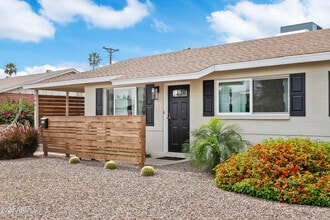 7901 E Loma Land Dr in Scottsdale, AZ - Building Photo - Building Photo