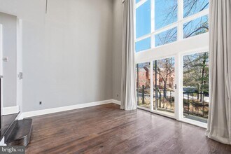 3919 Georgetown Ct NW in Washington, DC - Building Photo - Building Photo