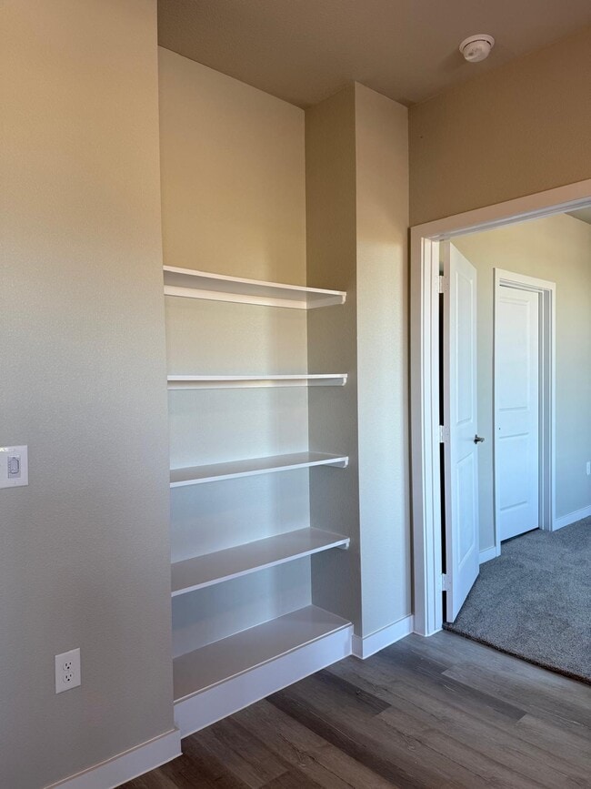 Urban Village at Rosehill Garland Apartments in Garland, TX - Foto de edificio - Building Photo