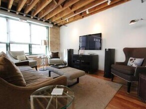 1118 W Fulton Market in Chicago, IL - Building Photo - Building Photo