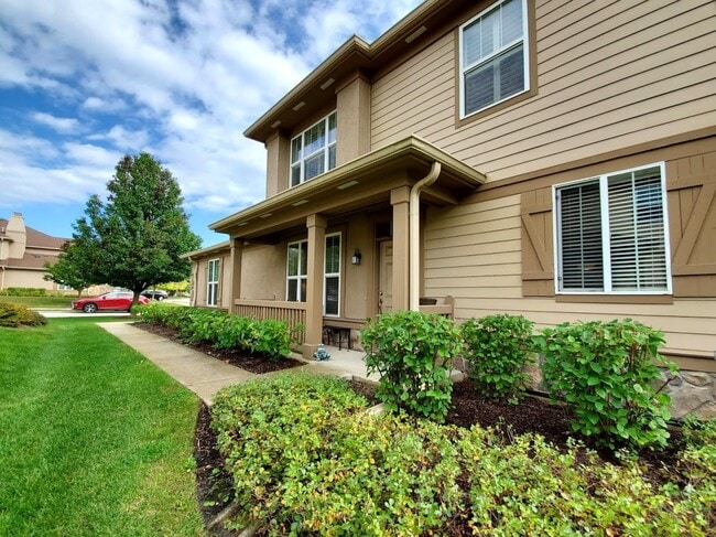 1914 Crenshaw Cir in Vernon Hills, IL - Building Photo - Building Photo