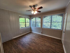 67 Montre Square NW in Atlanta, GA - Building Photo - Building Photo