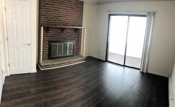 203 W 6th St in Oswego, NY - Building Photo - Building Photo