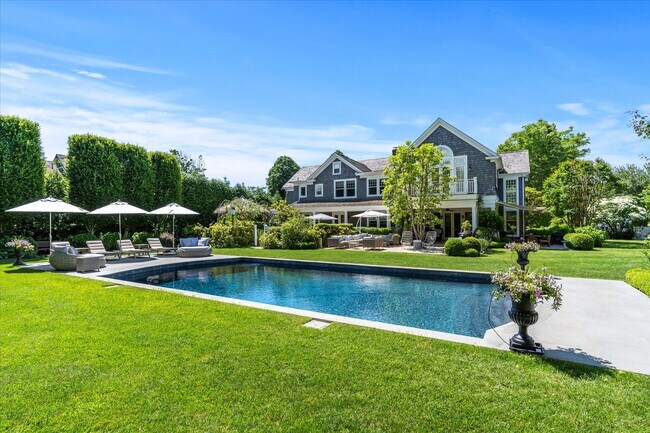 property at 52 Davids Ln