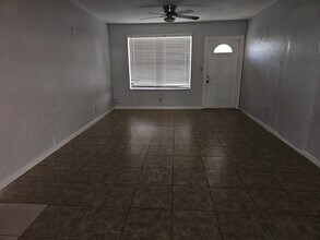 2431 Liberty St in Hollywood, FL - Building Photo - Building Photo