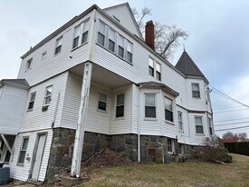 1122 Adams St, Unit 1 in Boston, MA - Building Photo