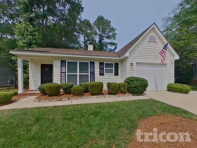722 Foxborough Rd in Charlotte, NC - Building Photo - Building Photo