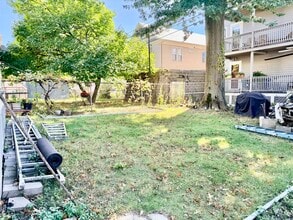 70 Raymond Ave, Unit 1 in Somerville, MA - Building Photo - Building Photo