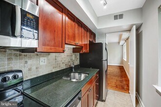 1315 N Ode St in Arlington, VA - Building Photo - Building Photo