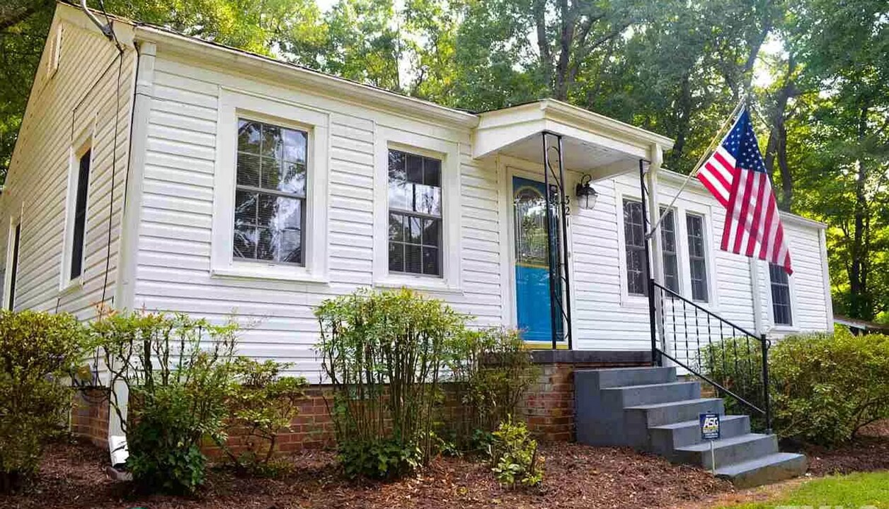 321 Albright Ave Rentals in Graham, NC