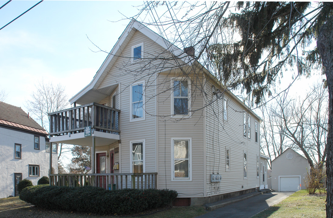 103 Catherine St in Scotia, NY - Foto de edificio