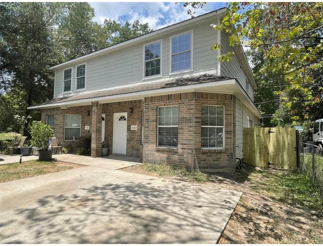property at 8119 Caddo Rd
