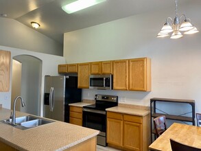 1088 S 1440 E in Provo, UT - Building Photo - Building Photo