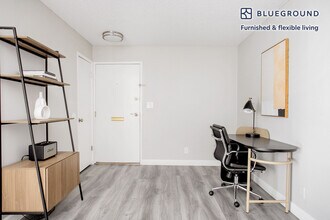 8560 W Olympic Blvd-Unit -FL1-ID1117 in Los Angeles, CA - Building Photo - Building Photo