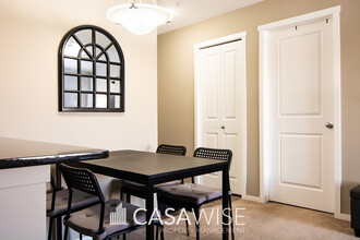 1510-1510 Watt Dr SW in Edmonton, AB - Building Photo - Building Photo