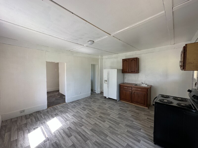 6609 Chambers Ave-Unit -B1 in Cleveland, OH - Building Photo