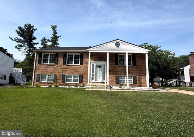 1234 Pleasant Valley Dr
