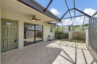 5696 Northpointe Ln in Boynton Beach, FL - Foto de edificio - Building Photo