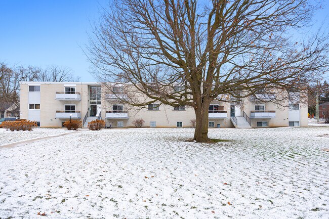 96-104 River Rd E in Kitchener, ON - Building Photo - Building Photo