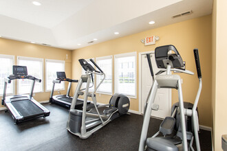 Ashbrook Run Apartments in Canal Winchester, OH - Building Photo - Interior Photo