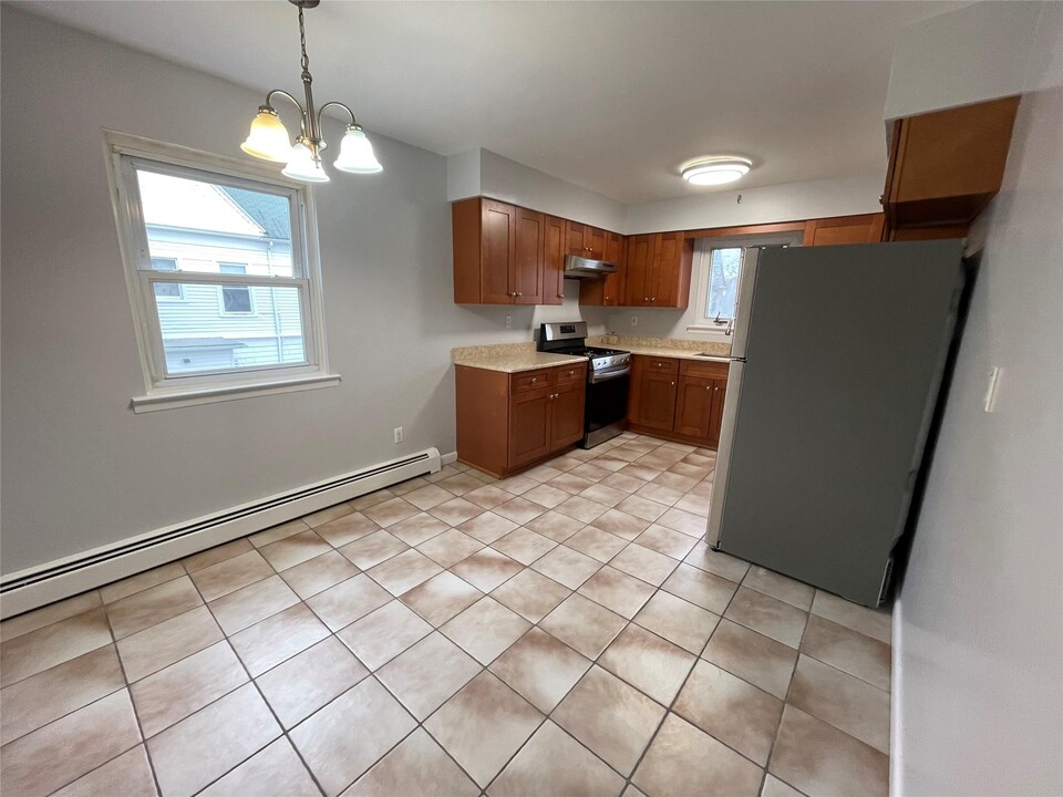 146 Primrose Ave in Mount Vernon, NY - Building Photo